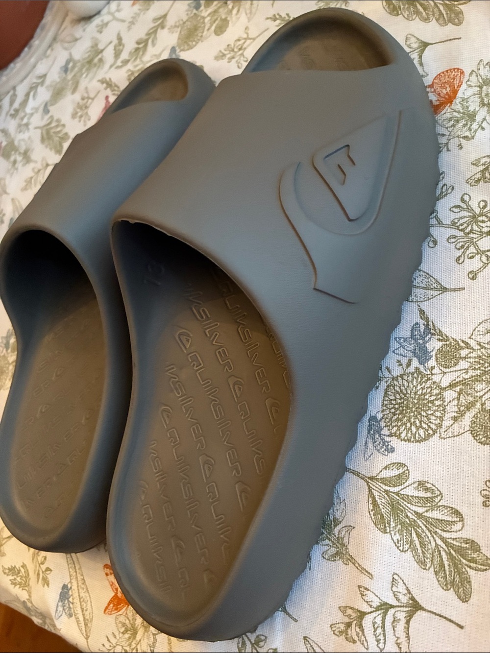 Quiksilver Men’s Cloudbreak Comfort Slip-On Slide Sandals in Olive Size 13